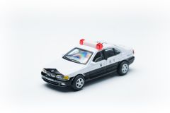 BMW 528i Sedan 警視庁 Police (Japanese Police)